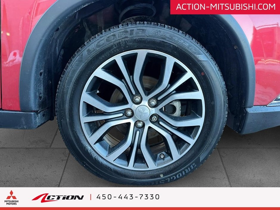 Mitsubishi Outlander GT AWD Toit Ouvrant Cuir Mags 18Po Caméra de Recul 2017-8