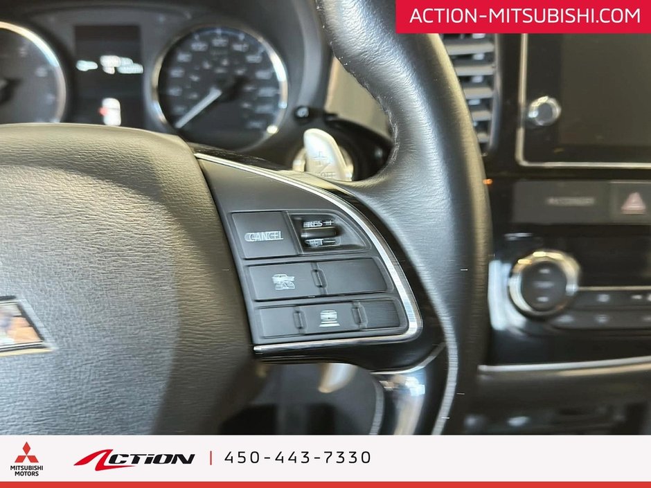 Mitsubishi Outlander GT AWD Toit Ouvrant Cuir Mags 18Po Caméra de Recul 2017-21