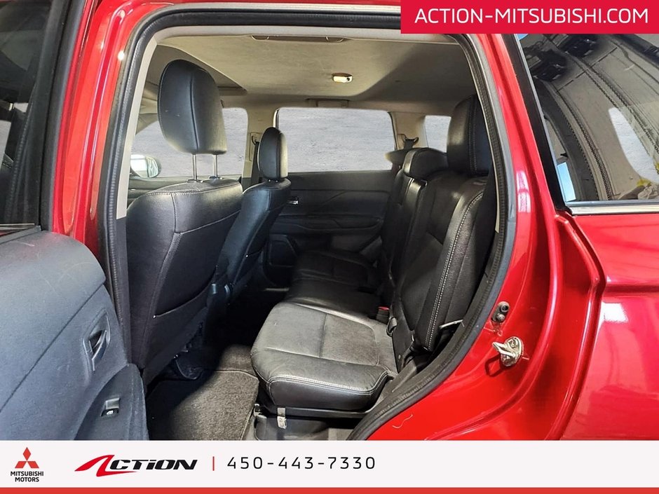 Mitsubishi Outlander GT AWD Toit Ouvrant Cuir Mags 18Po Caméra de Recul 2017-11