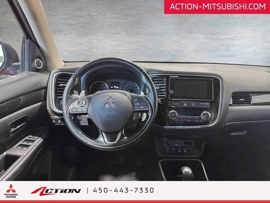 Mitsubishi Outlander GT AWD Toit Ouvrant Cuir Mags 18Po Caméra de Recul 2017-18