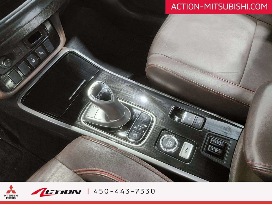 2018 Mitsubishi Outlander SE Touring S-AWC Toit Carplay Android Auto Mags-18