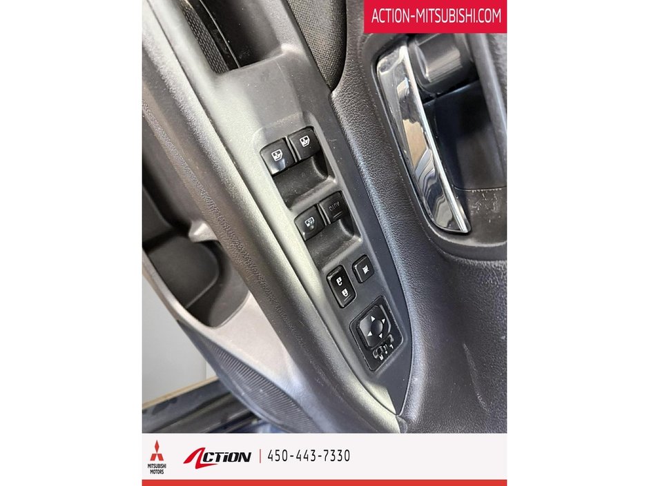 Mitsubishi Outlander SE AWC Carplay Android Auto Sièges Chauffants Mags 2018-18