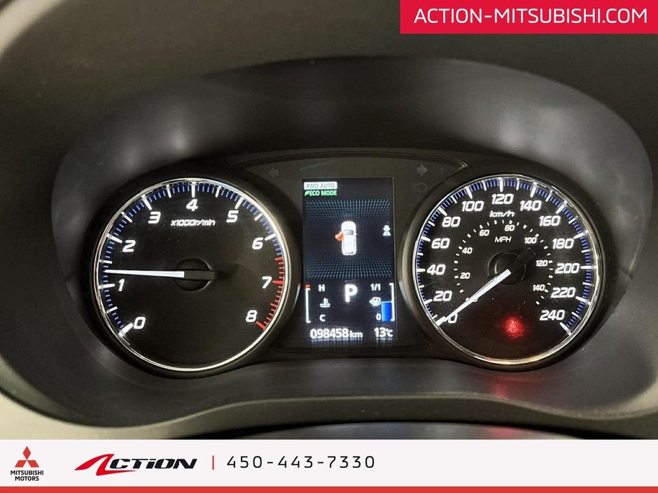 Mitsubishi Outlander SE Anniversary Edition AWC 2018-17