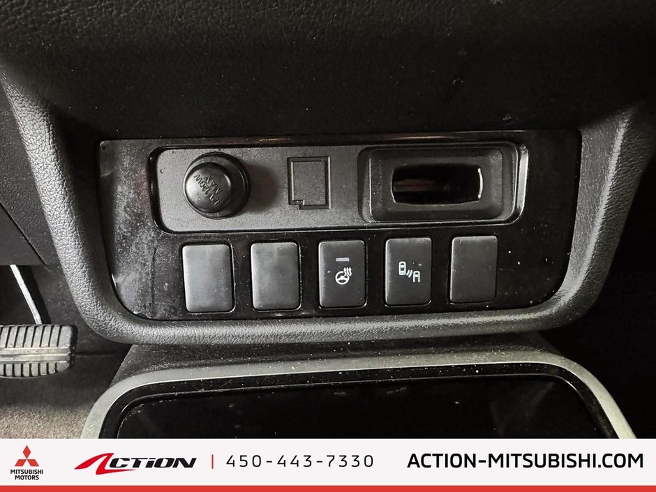 2018 Mitsubishi Outlander Anniversary Edition AWC Toit Carplay Moteur v6-23