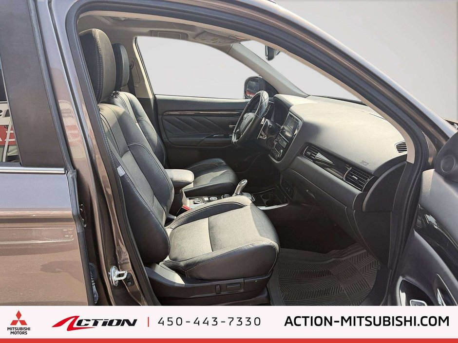 2018 Mitsubishi Outlander SE Touring-14