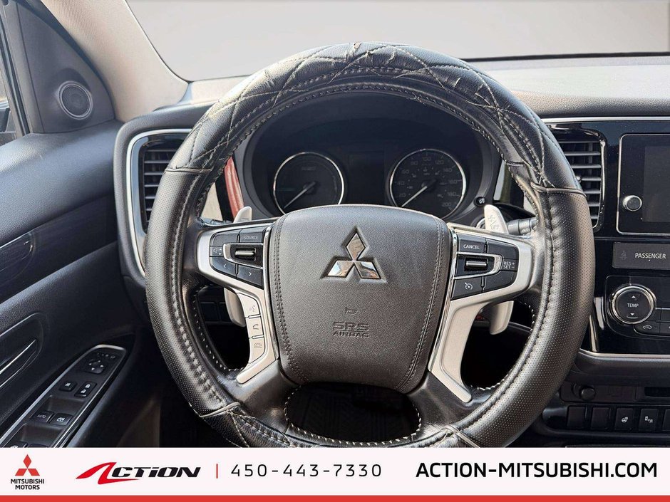2018 Mitsubishi Outlander SE Touring-16