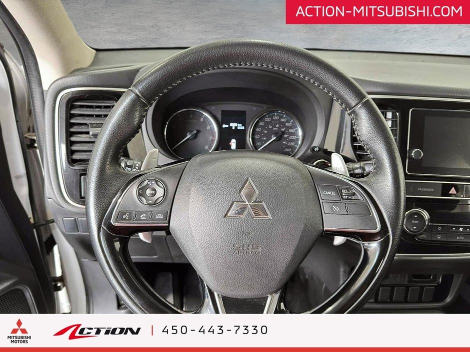 Mitsubishi Outlander SE AWC CARPLAY ANDROID AUTO 7 PASSAGERS . KEYLESS 2019-18