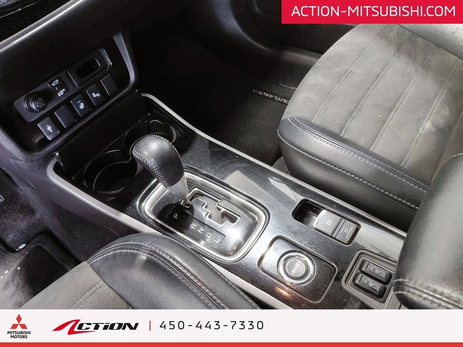 Mitsubishi Outlander SE Black Edition AWC Toit Ouvrant Bluetooth A/C 2019-25