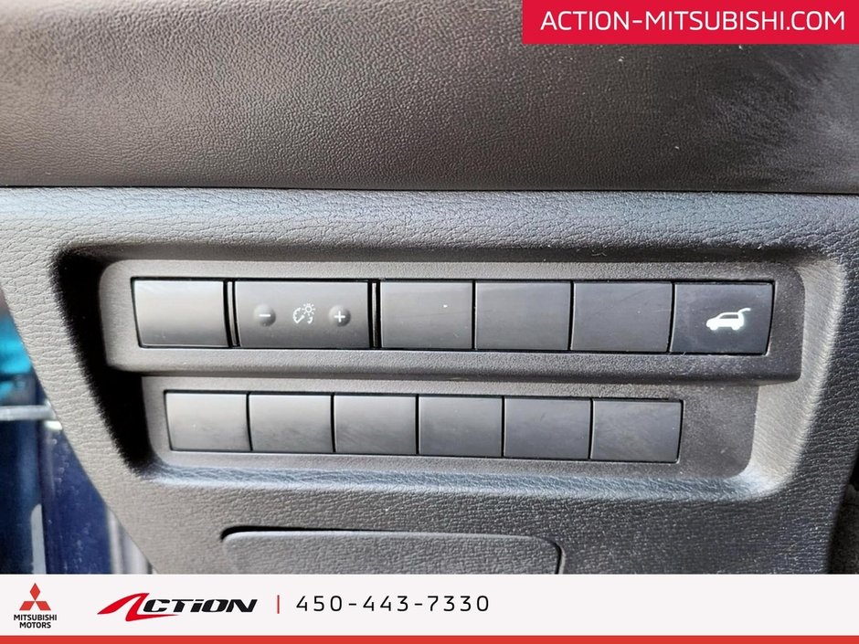 Mitsubishi Outlander LE PREMIUM S-AWC MAGS 20 PO TOIT PANO CARPLAY 2022-27