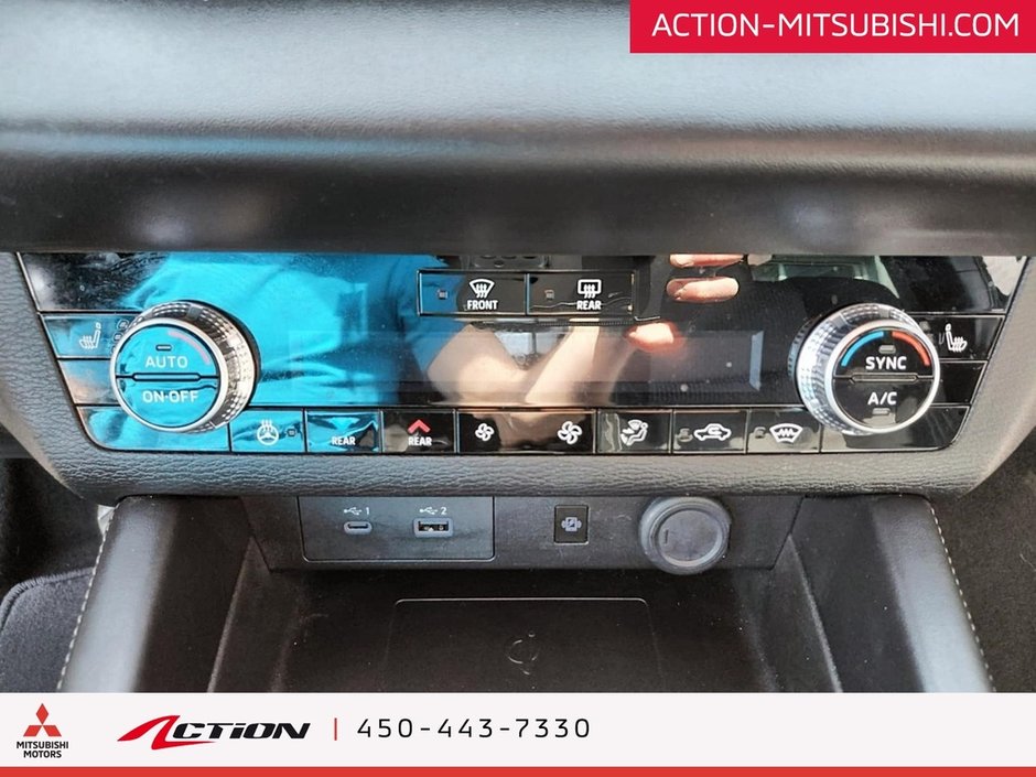 Mitsubishi Outlander LE PREMIUM S-AWC MAGS 20 PO TOIT PANO CARPLAY 2022-23