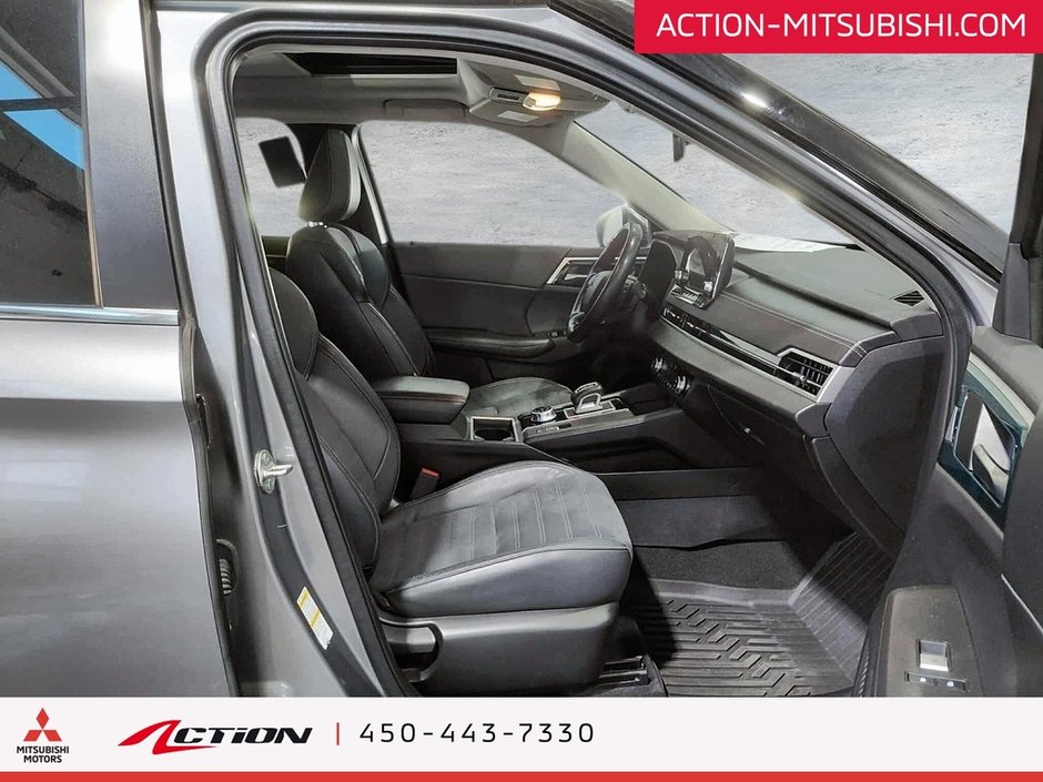 Mitsubishi Outlander LE Premium S-AWC Carplay Android Auto Toit Pano 2022-14