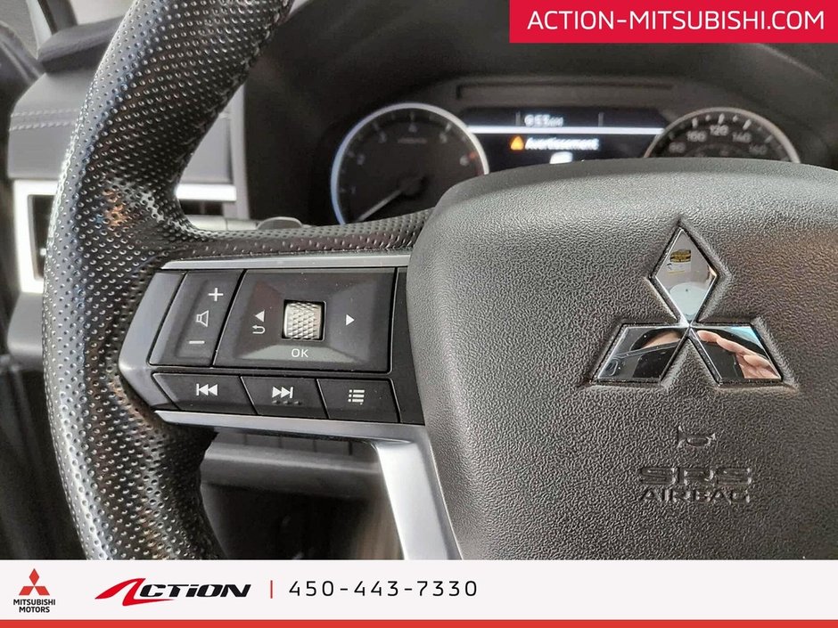 Mitsubishi Outlander LE Premium S-AWC Carplay Android Auto Toit Pano 2022-18