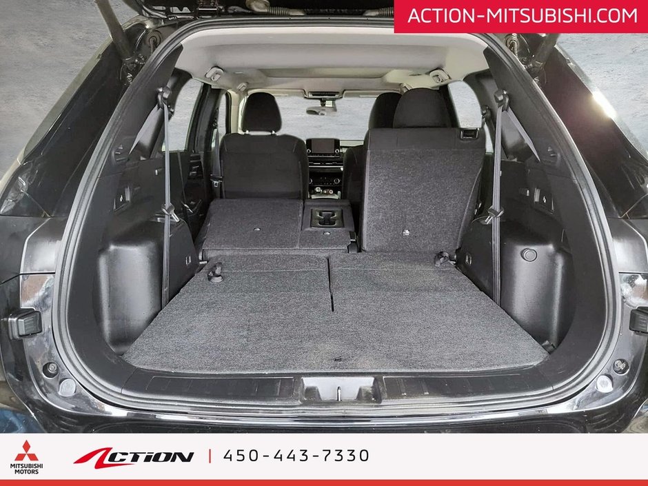 Mitsubishi Outlander SE S-AWC Apple Carplay Android Auto Mags 18 2022-12