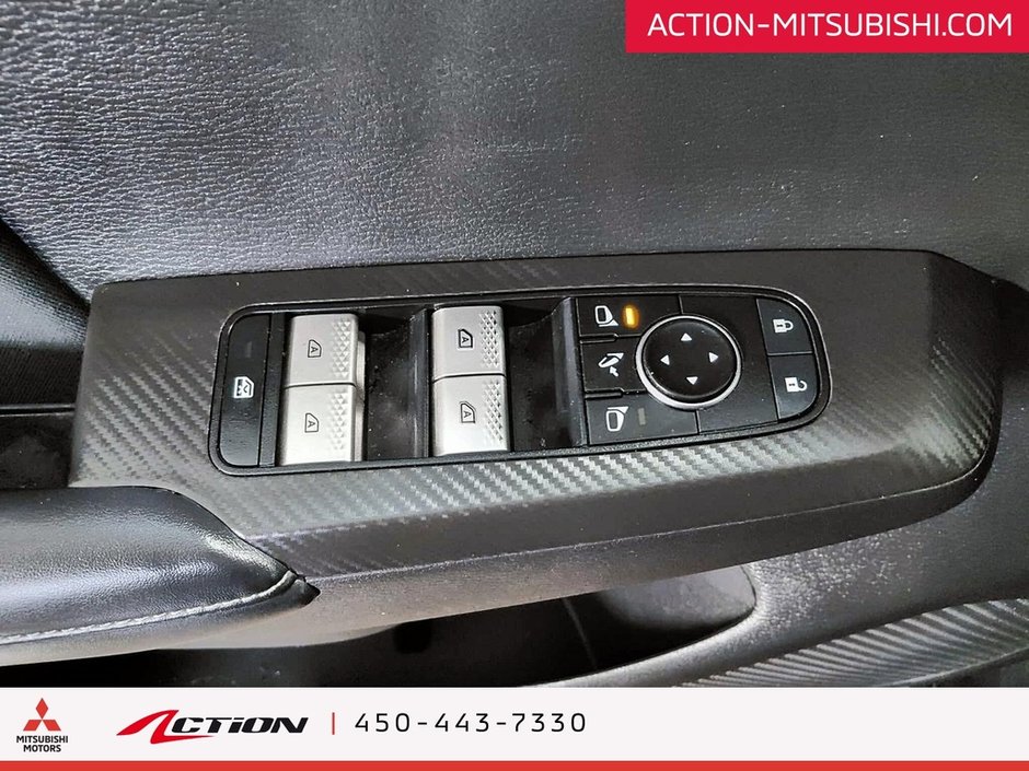 Mitsubishi Outlander SE S-AWC Apple Carplay Android Auto Mags 18 2022-16