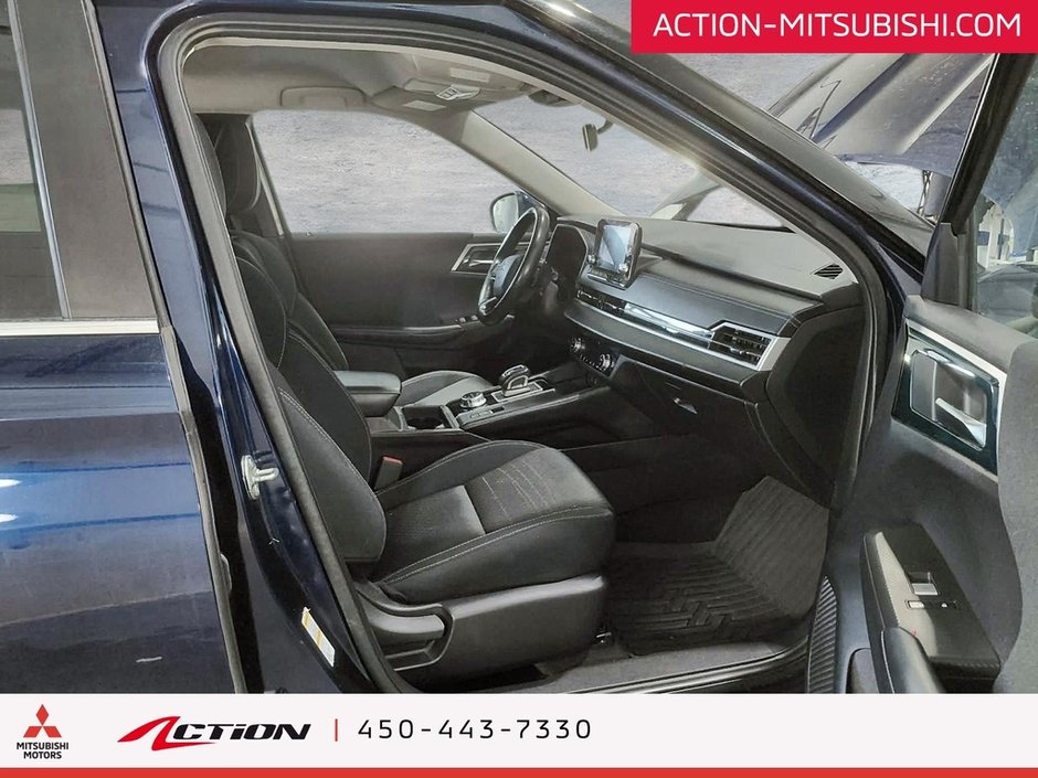 Mitsubishi Outlander ES S-AWC 7 Passagers Carplay Android Auto Mags 18 2022-16