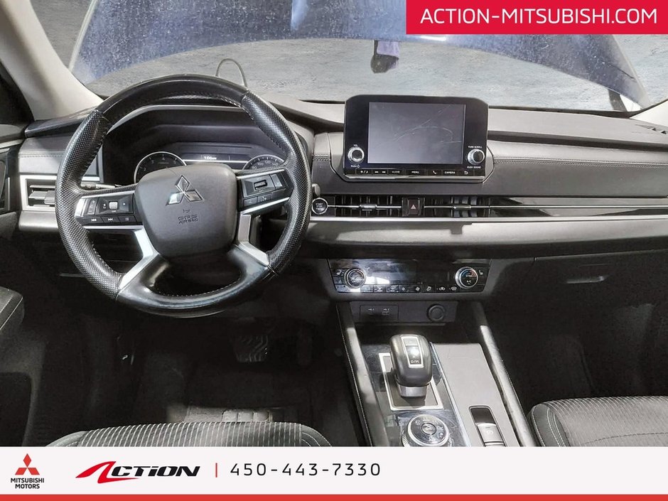 Mitsubishi Outlander ES S-AWC 7 Passagers Carplay Android Auto Mags 18 2022-17