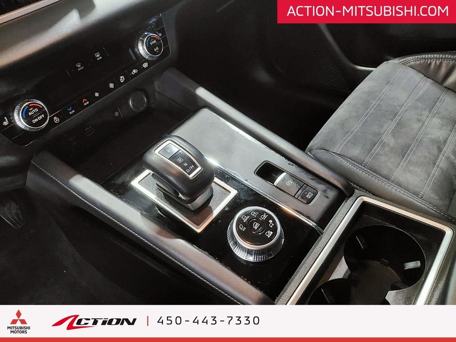 2022 Mitsubishi Outlander LE Premium S-AWC Carplay Android Auto Toit Pano-26