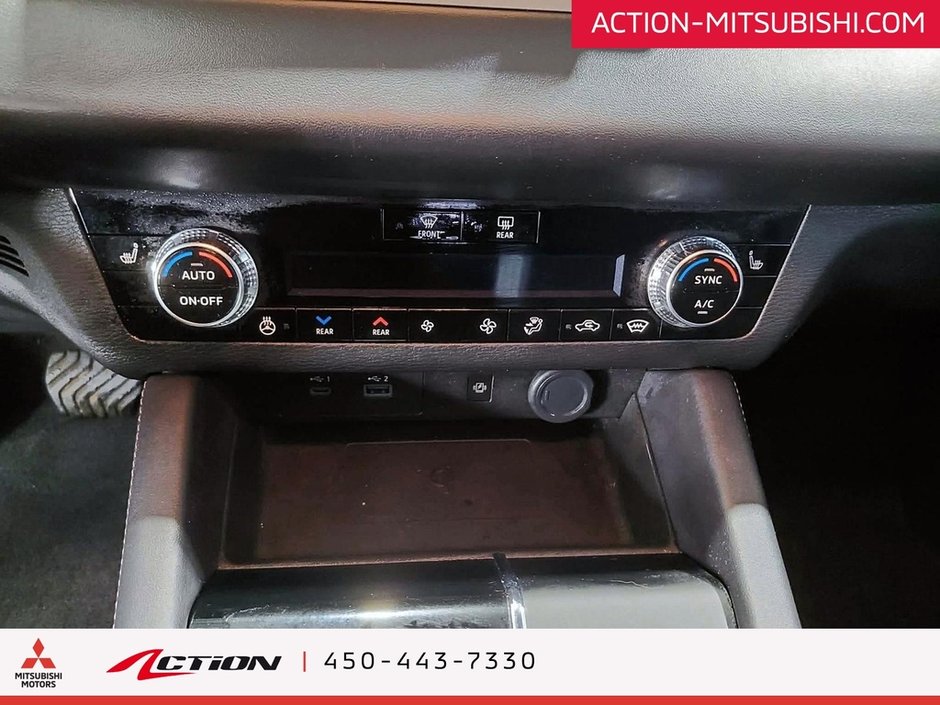 2022 Mitsubishi Outlander LE Premium S-AWC Carplay Android Auto Toit Pano-25