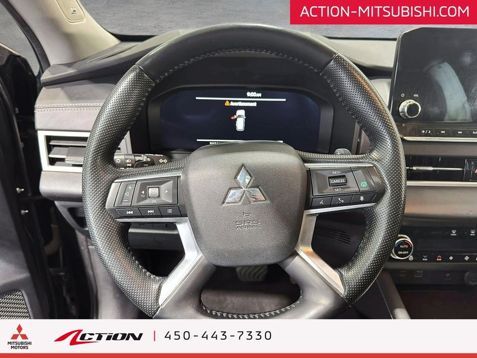 Mitsubishi Outlander GT S-AWC  Cuir Toit Ouvrant Mags A/C .  Caplay 2022-21