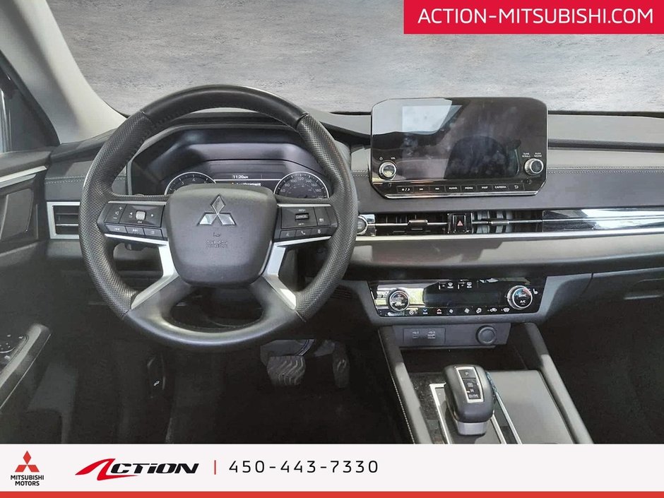 2023 Mitsubishi Outlander LE S-AWC 7 Passagers Toit Pano Carplay Android-17