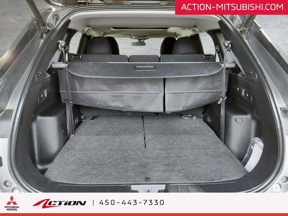 2023 Mitsubishi Outlander SE S-AWC Toit Pano  Carplay Android Auto Mags-11