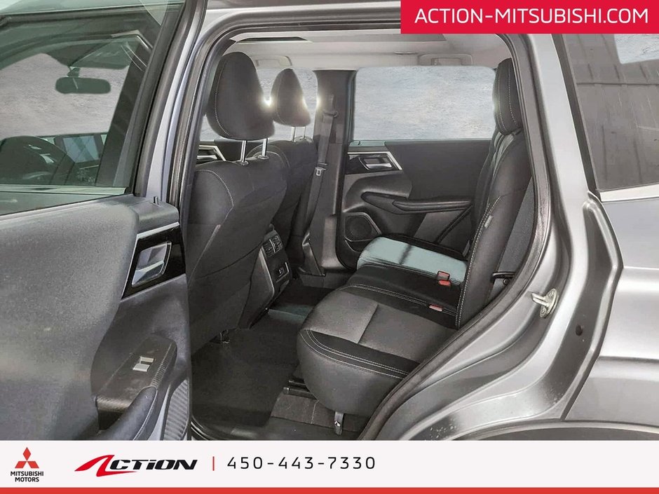 2023 Mitsubishi Outlander SE S-AWC Toit Pano  Carplay Android Auto Mags-10