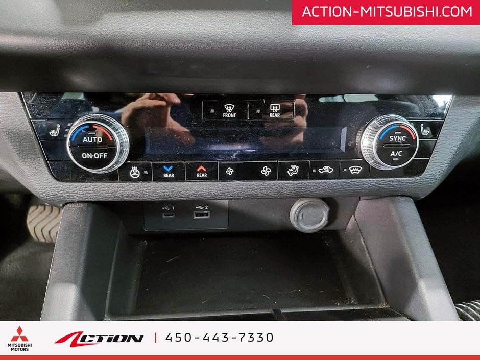 2023 Mitsubishi Outlander SE S-AWC Toit Pano  Carplay Android Auto Mags-24