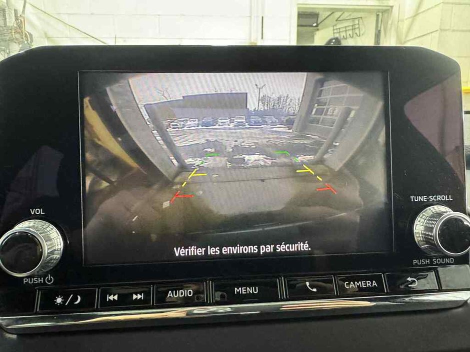 2023 Mitsubishi Outlander NOIR S-AWC Toit Pano Cuir Bancs Chauffants Boss-11