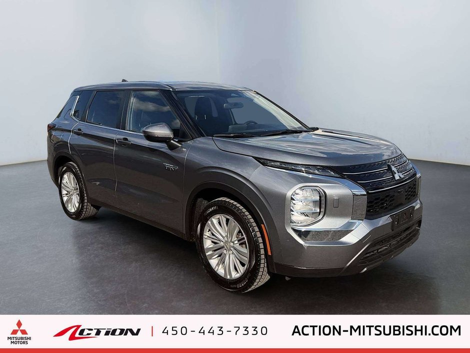 2023 Mitsubishi Outlander ES-6