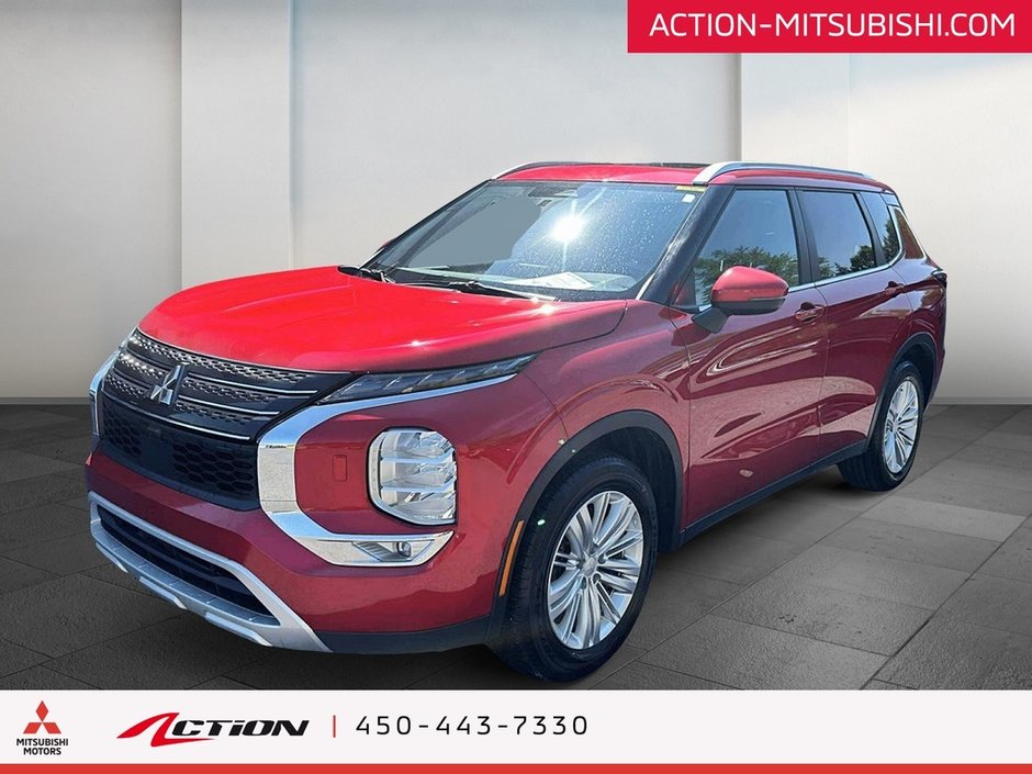 Mitsubishi Outlander SE S-AWC Toit Pano Carplay Android Auto Mags 18 2024-0