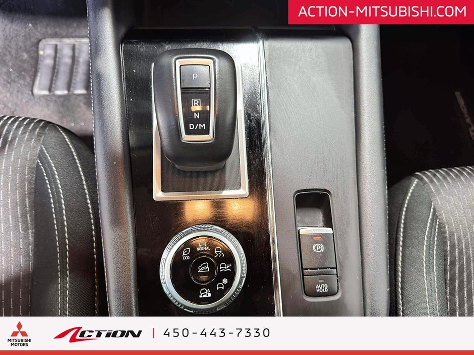 2024 Mitsubishi Outlander SE S-AWC Toit Pano Carplay Android Auto Mags 18-25