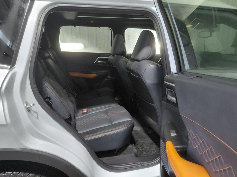 2024 Mitsubishi Outlander GT Premium S-AWC Bose Toit Pano Cuir Mags-16