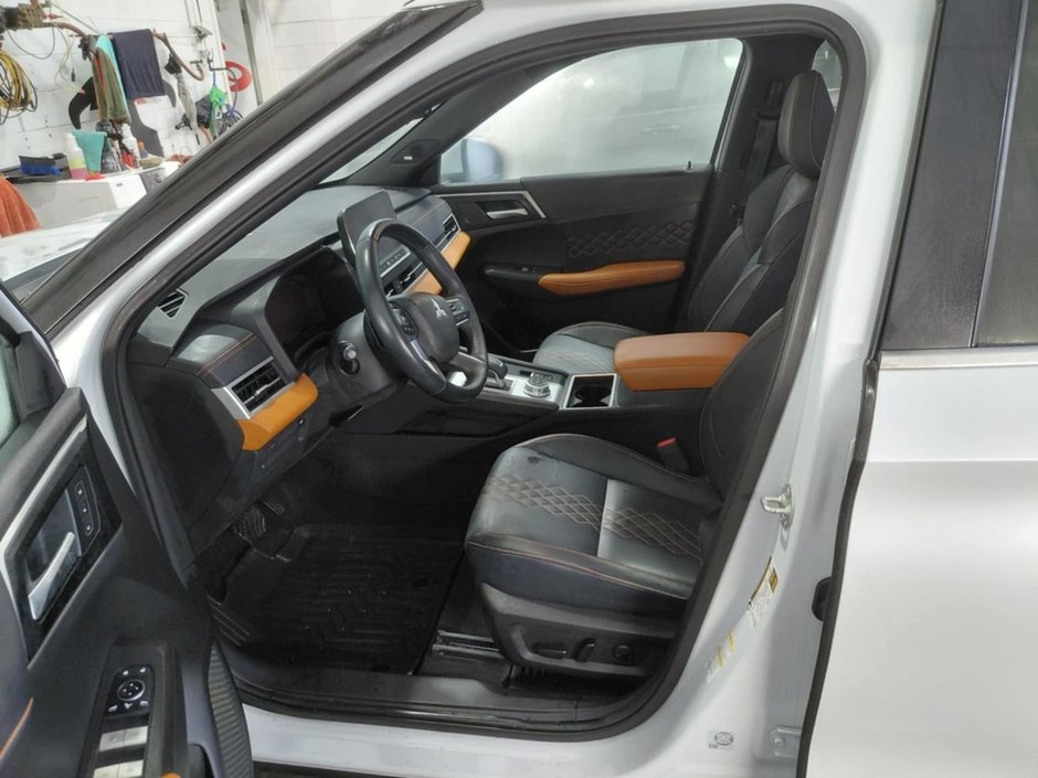 2024 Mitsubishi Outlander GT Premium S-AWC Bose Toit Pano Cuir Mags-45