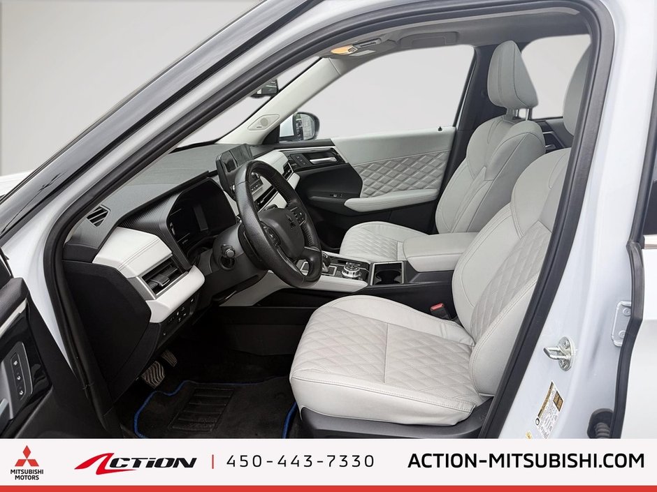 2024 Mitsubishi Outlander PHEV PHEV GT S-AWC Carplay Android Auto Cuir Toit Mags-10