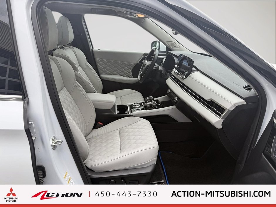 2024 Mitsubishi Outlander PHEV PHEV GT S-AWC Carplay Android Auto Cuir Toit Mags-13