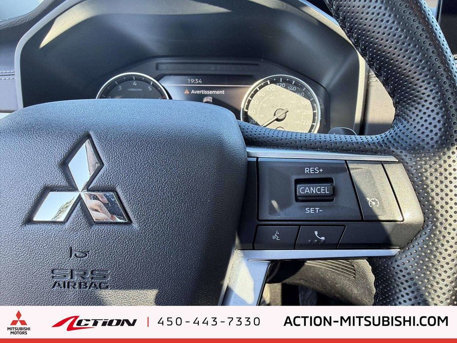 2024 Mitsubishi Outlander SE-20