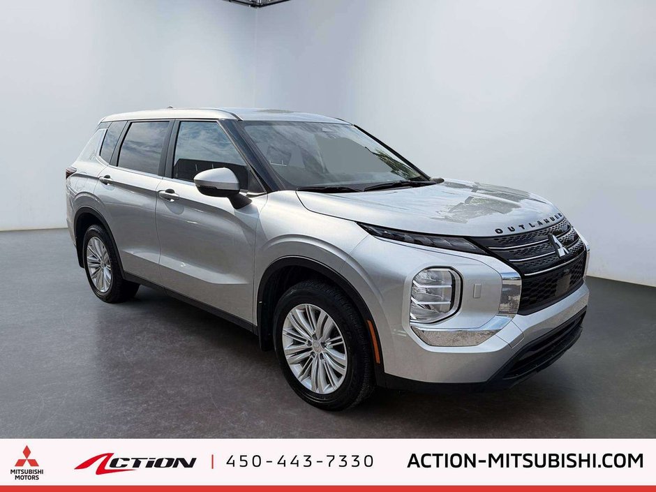 2024 Mitsubishi Outlander ES Carplay Android Auto A / C Gr.Électriques-6