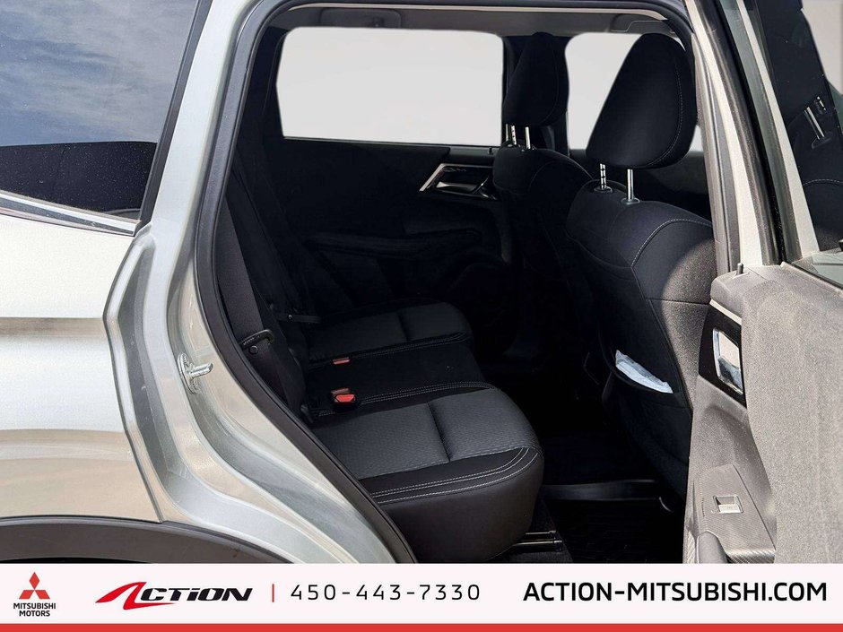 2024 Mitsubishi Outlander ES Carplay Android Auto A / C Gr.Électriques-14