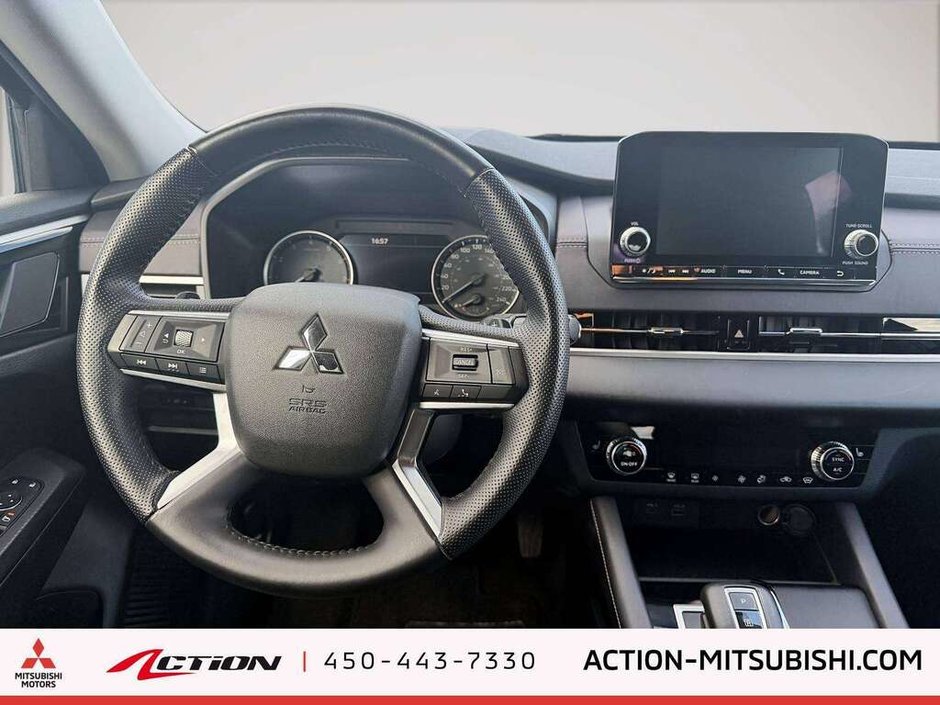 2024 Mitsubishi Outlander ES Carplay Android Auto A / C Gr.Électriques-16