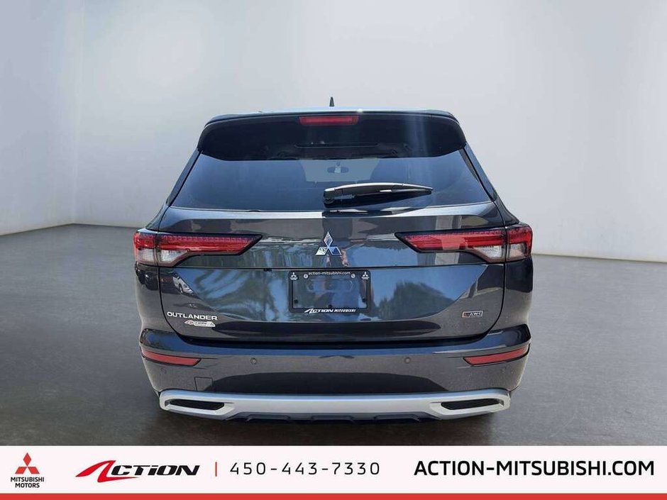 2024 Mitsubishi Outlander LE AWC Toit Pano Carplay Android Auto Mags-3