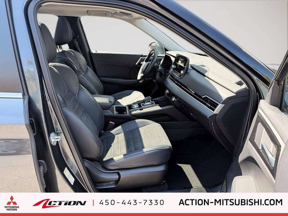 2024 Mitsubishi Outlander LE AWC Toit Pano Carplay Android Auto Mags-15