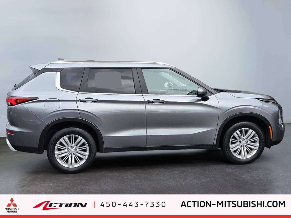 Mitsubishi Outlander LE-AWC 7 Passagers 1 Proprio Toit Pano GPS CarPlay 2024-5