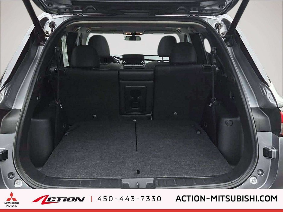 Mitsubishi Outlander LE-AWC 7 Passagers 1 Proprio Toit Pano GPS CarPlay 2024-13