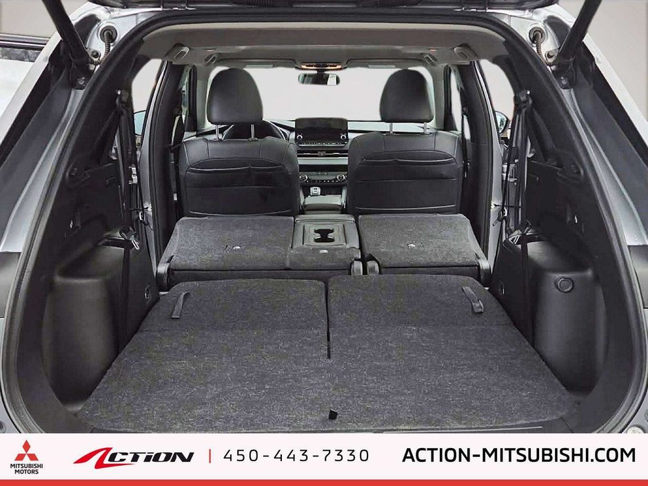 Mitsubishi Outlander LE-AWC 7 Passagers 1 Proprio Toit Pano GPS CarPlay 2024-12
