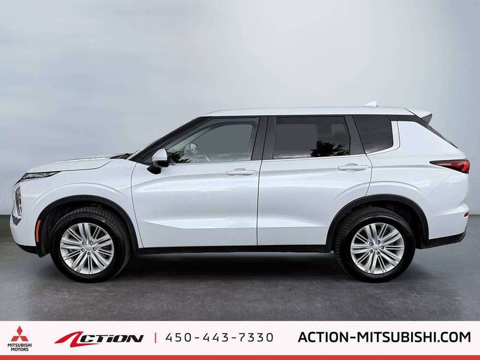 2024 Mitsubishi Outlander ES Carplay Android Auto A / C Gr.Électriques-1