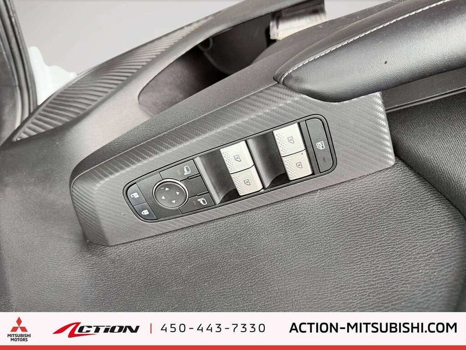 2024 Mitsubishi Outlander ES Carplay Android Auto A / C Gr.Électriques-16