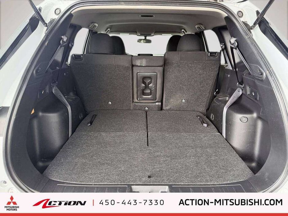 2024 Mitsubishi Outlander ES Carplay Android Auto A / C Gr.Électriques-12