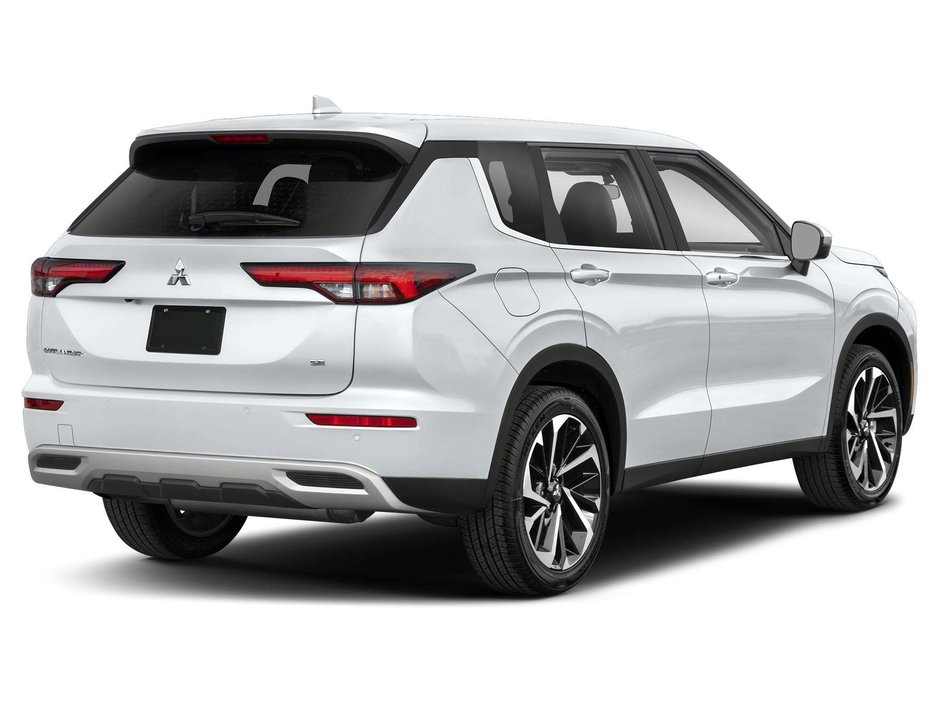 2024 Mitsubishi Outlander SE-1