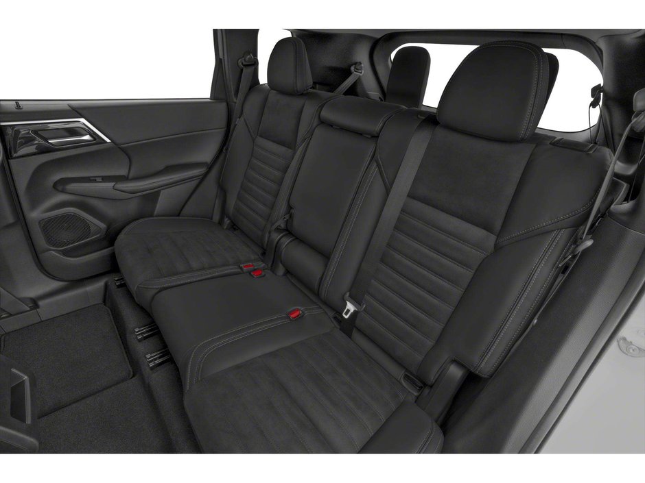 2024 Mitsubishi Outlander SE-7