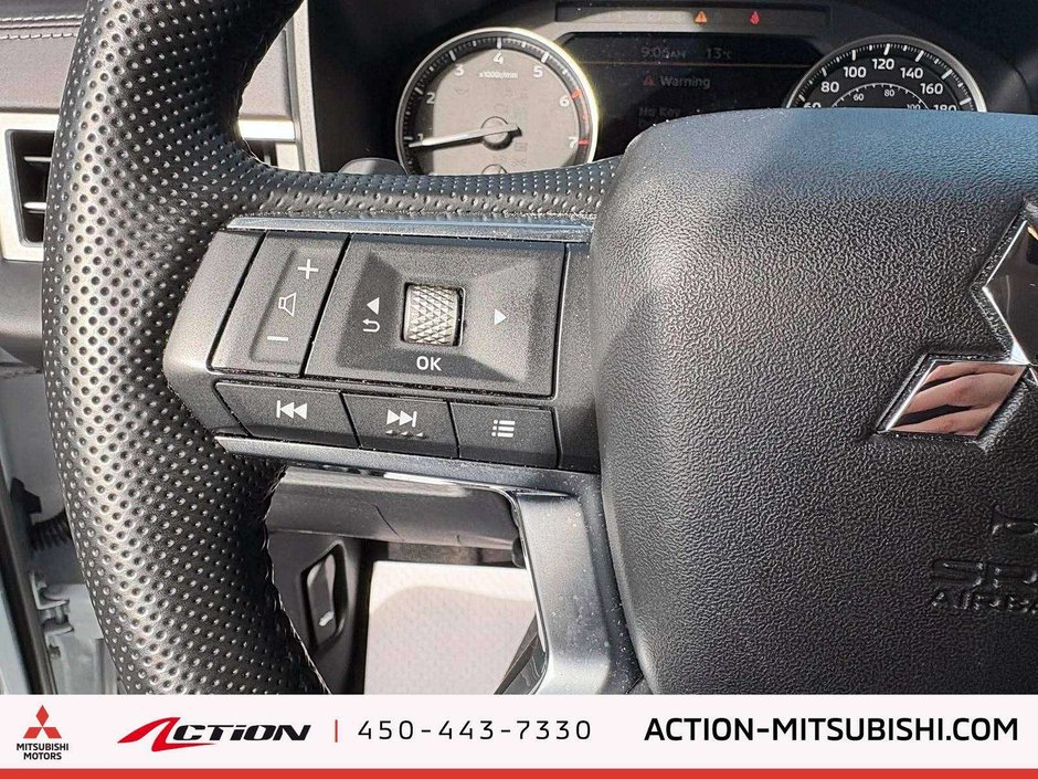 Mitsubishi Outlander LE AWC Jamais Accidenté 1 Proprio Volant Chauffant 2024-19
